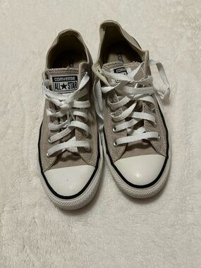 Converse Low Top Sneakers